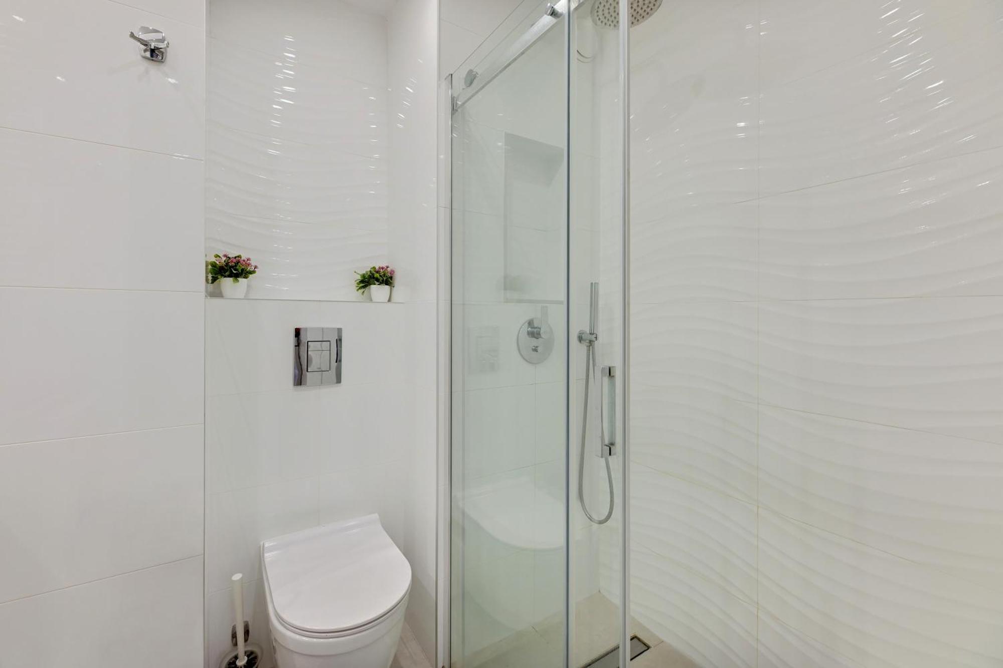 Flatbook Apartments Waterlane Island Spa With Riverview Гданськ Екстер'єр фото